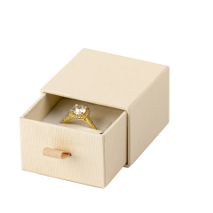 NELA Ring Jewellery Box beige