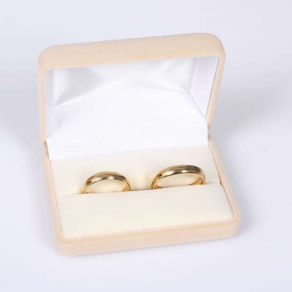 ANA Wedding Rings Jewellery box - Ecru
