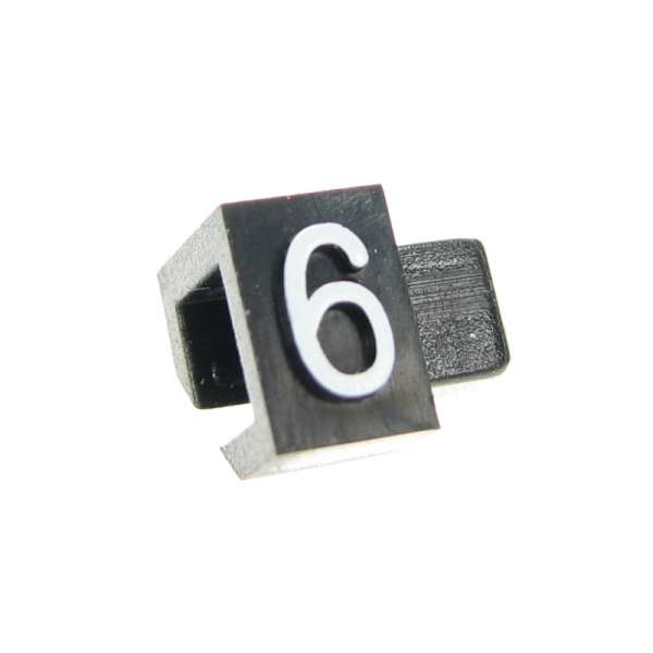 Plastová cenovka v černé barvě s bílím nápisem (50ks) "6"